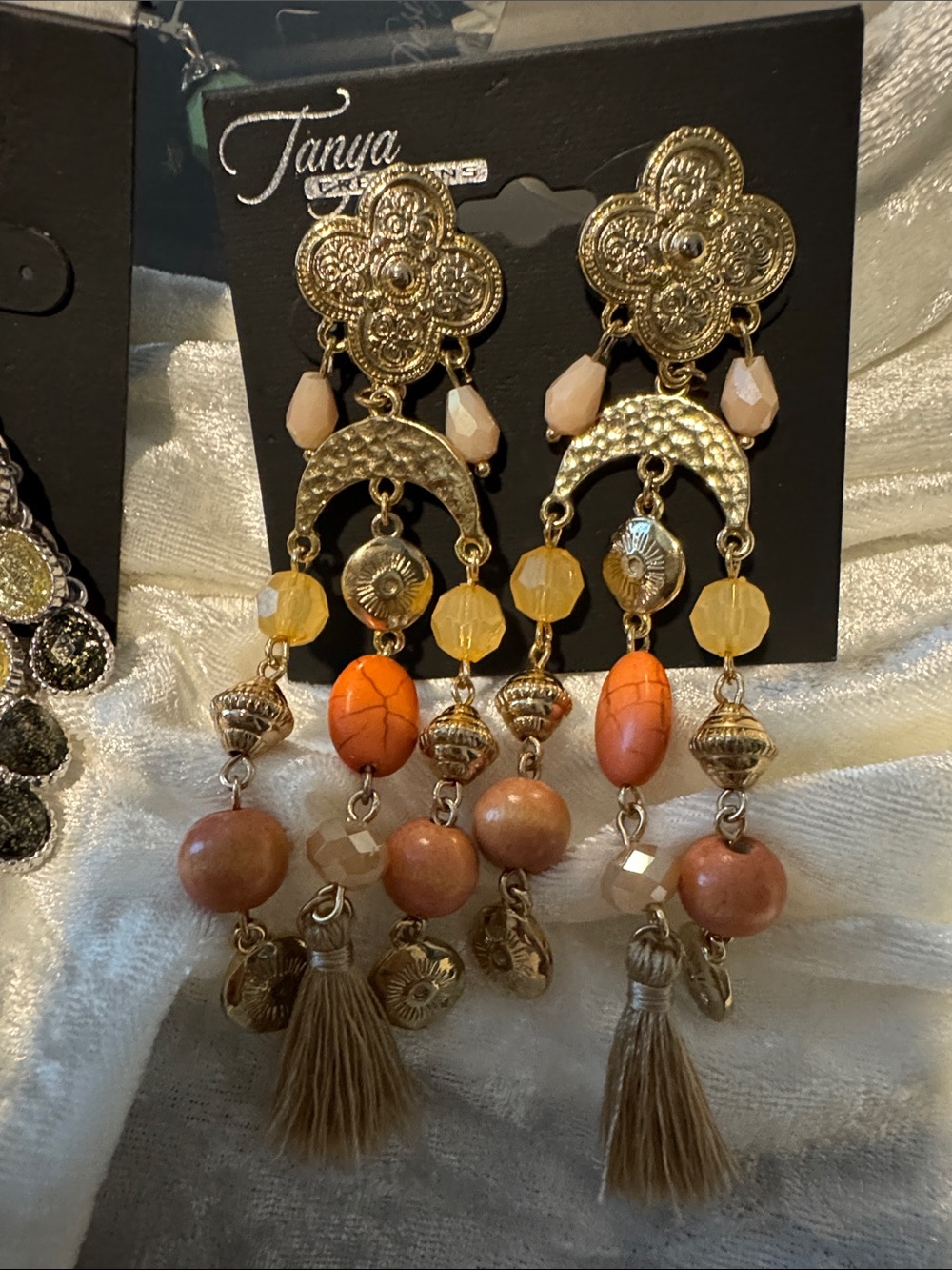 Final price Gold and Orange Beaded Chandelier Earrings - Collection - Picture 4 of 4